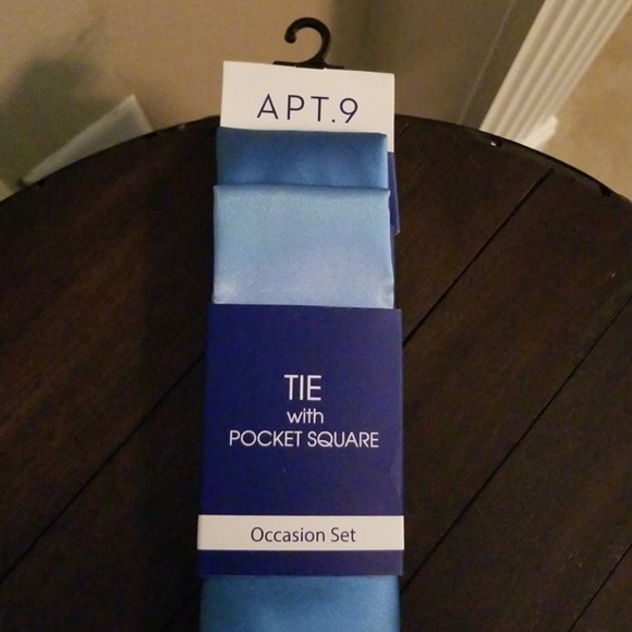 Apt. 9 Tie & Pocket Square Set - Picture 3 of 8